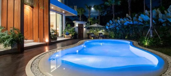425m² Villa for sale in Tumbak Bayuh, Mengwi, Badung, Bali, Indonesia № 4669 24
