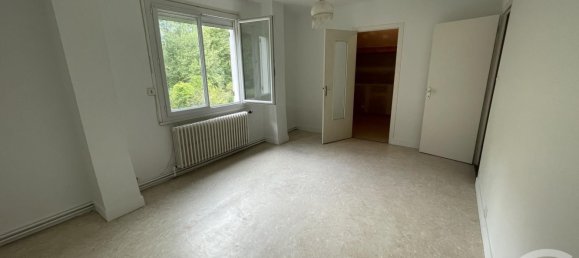 Дом с 3 спальнями в Монтбазон, Франция № 223339 8