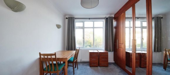 4 bedrooms House in London, United Kingdom No. 11681 15