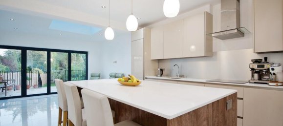 4 bedrooms House in London, United Kingdom No. 11681 3