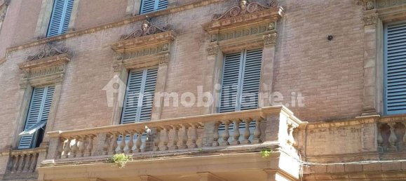 4 Schlafzimmer Wohnung in Siena, Italy, Nr. 223355 16
