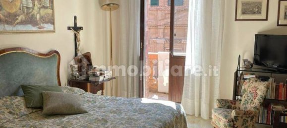 4 Schlafzimmer Wohnung in Siena, Italy, Nr. 223355 28