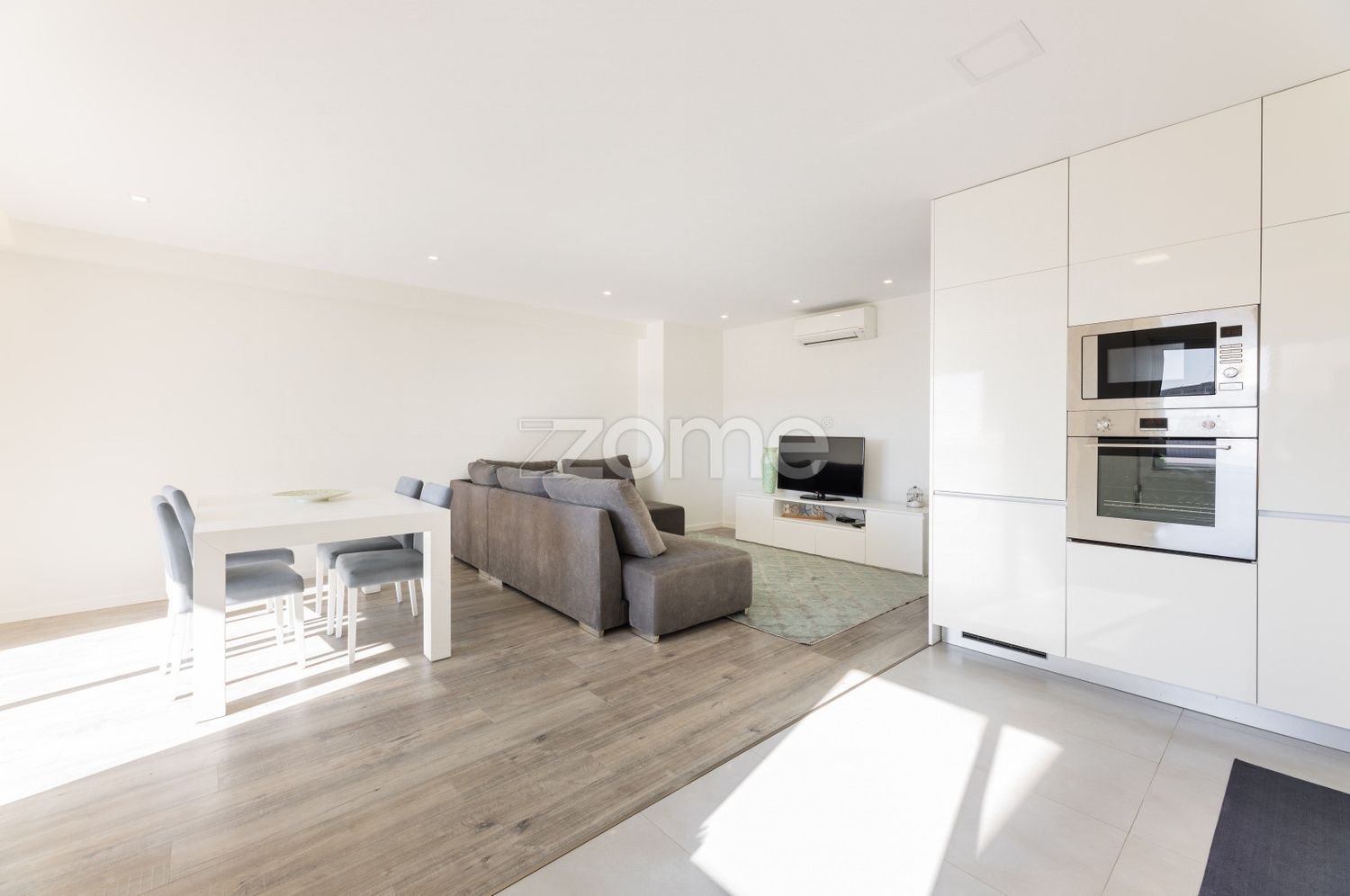 Квартира с 2 спальнями в Эшпозенди, Португалия № 238031