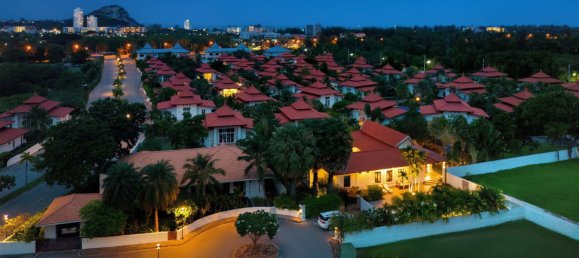 5 bedrooms Villa in Hua Hin, Thailand No. 67171 8