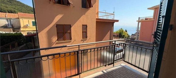 Apartamento de 4 divisões em Bergeggi, Italy N.º 272370 6