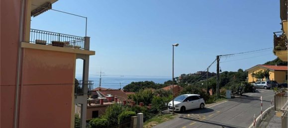 Apartamento de 4 divisões em Bergeggi, Italy N.º 272370 5