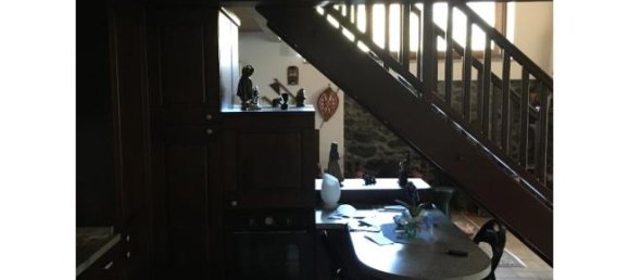 2 bedrooms House in Saint Vincent, Italy No. 252808 5