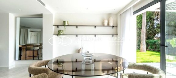 4 bedrooms Villa in Marbella, Spain No. 30860 39