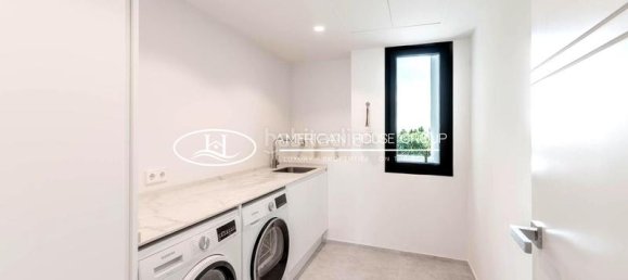 4 bedrooms Villa in Marbella, Spain No. 30860 42