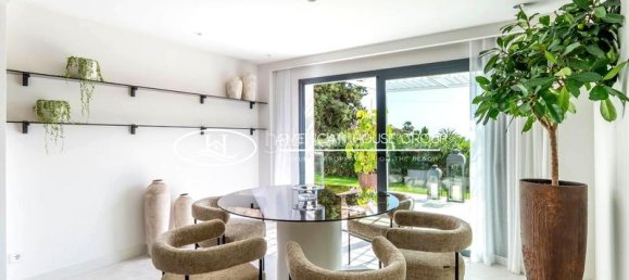 4 bedrooms Villa in Marbella, Spain No. 30860 35