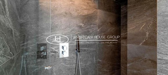 4 bedrooms Villa in Marbella, Spain No. 30860 30