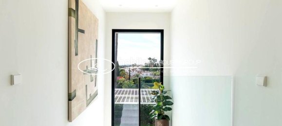 4 bedrooms Villa in Marbella, Spain No. 30860 48