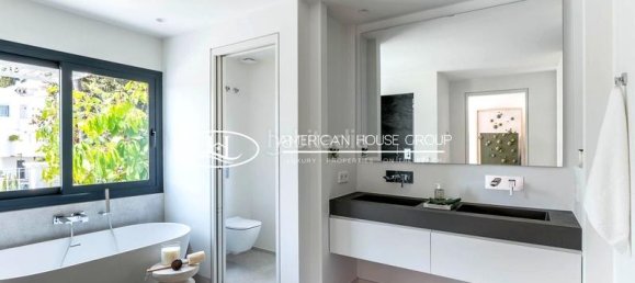 4 bedrooms Villa in Marbella, Spain No. 30860 17