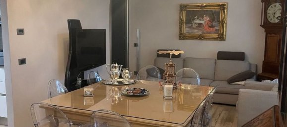 4 bedrooms Apartment in Pavia, Italy No. 359509 3