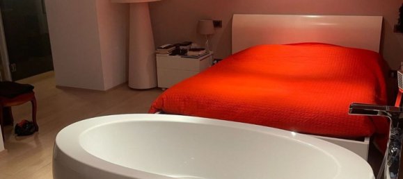 4 bedrooms Apartment in Pavia, Italy No. 359509 15