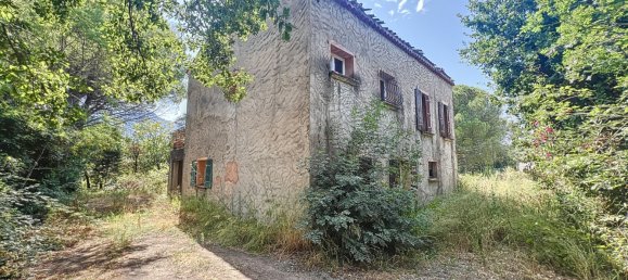 5 Schlafzimmer Grundstück in Roquebrune-sur-Argens, France, Nr. 350818 2