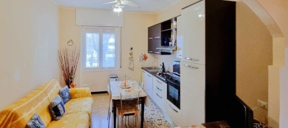 Квартира с 3 комнатами в Варацце, Италия № 222084 4