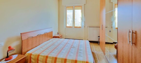 Квартира с 3 комнатами в Варацце, Италия № 222084 14