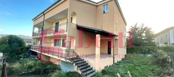 5 rooms Villa in Pietravairano, Italy No. 4741 3