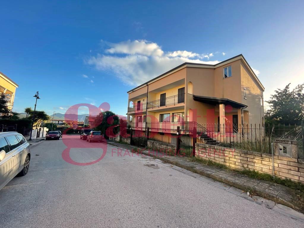 5 rooms Villa in Pietravairano, Italy No. 4741