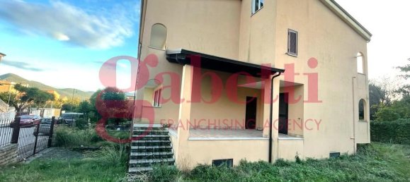 5 rooms Villa in Pietravairano, Italy No. 4741 2