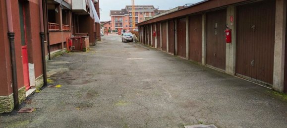 4 rooms Apartment in Vinovo, Italy No. 58982 15