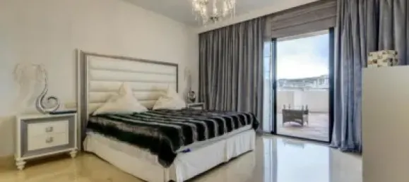 3 bedrooms Apartment in Benahavis, Spain No. 87231 9