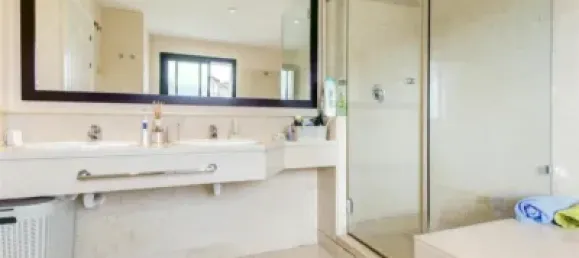 3 bedrooms Apartment in Benahavis, Spain No. 87231 6