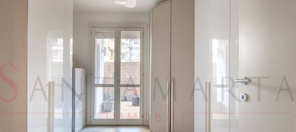 3 bedrooms Apartment in Milan, Italy No. 323496 18