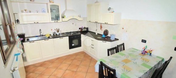 3 bedrooms House in Brescello, Italy No. 11737 14