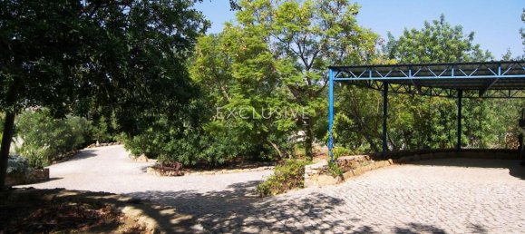 6 bedrooms Villa in Loule, Portugal No. 1780 2