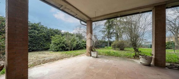 14 rooms Villa in Montechiarugolo, Italy No. 86900 3