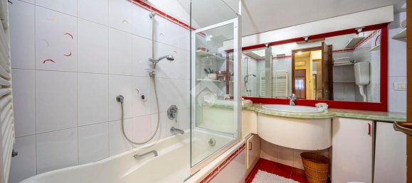 14 rooms Villa in Montechiarugolo, Italy No. 86900 28