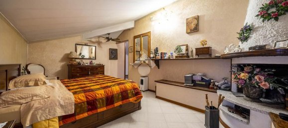 14 rooms Villa in Montechiarugolo, Italy No. 86900 21