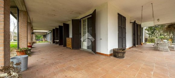 14 rooms Villa in Montechiarugolo, Italy No. 86900 2