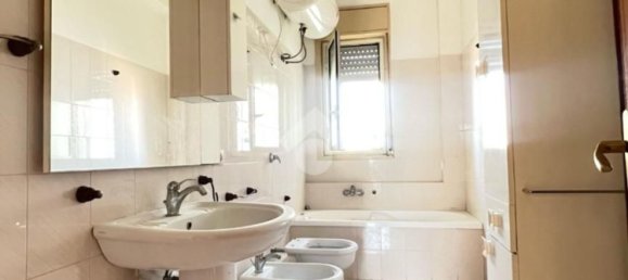 4 rooms Apartment in Palermo, Italy No. 52261 15