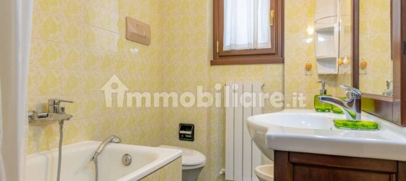 Apartamento de 2 dormitorios en Oliveto Lario, Italy No. 263844 11