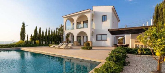 3 bedrooms House in Pegeia, Cyprus No. 16875 2