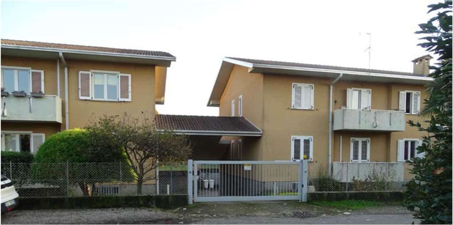 3-Zimmer Wohnung in Gorla Minore, Italy, Nr. 10541
