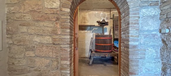 12 Schlafzimmer Villa in Cagli, Italy, Nr. 159113 38