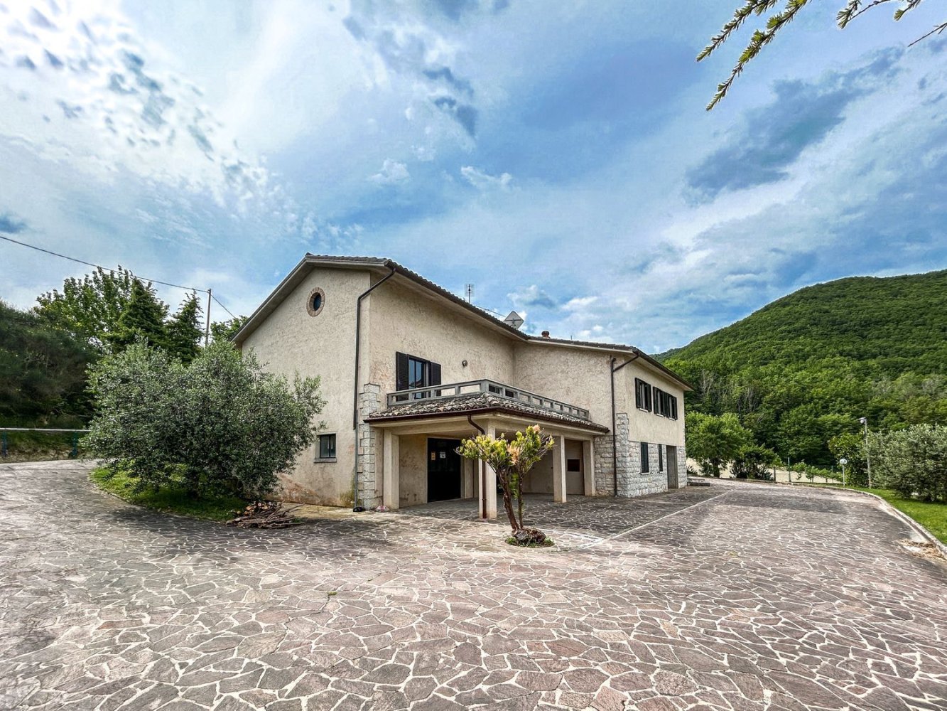 12 Schlafzimmer Villa in Cagli, Italy, Nr. 159113