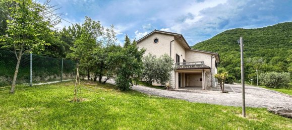 12 Schlafzimmer Villa in Cagli, Italy, Nr. 159113 14