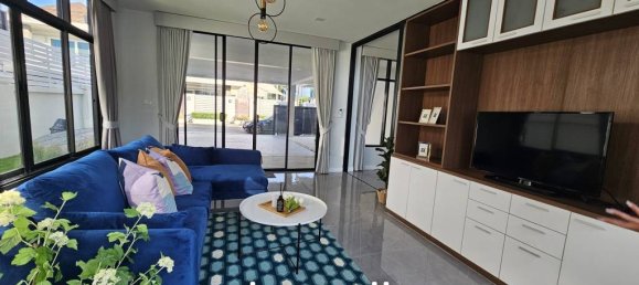 4 bedrooms Villa in Chalong, Thailand No. 25433 3