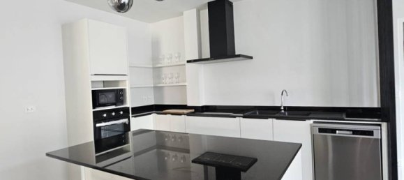 4 bedrooms Villa in Chalong, Thailand No. 25433 10