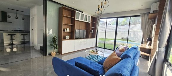 4 bedrooms Villa in Chalong, Thailand No. 25433 6