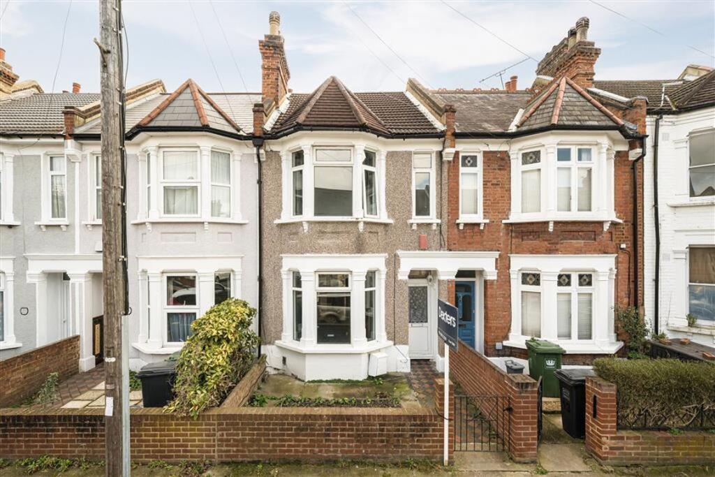 3 غرف نوم منزل في Lewisham, United Kingdom رقم 10060