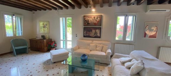 8 rooms Villa in Venice, Italy No. 30861 5