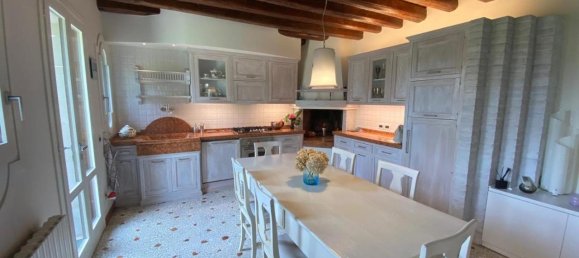 8 rooms Villa in Venice, Italy No. 30861 7