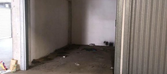 14m² Garage in Rome, Italy No. 369871 2