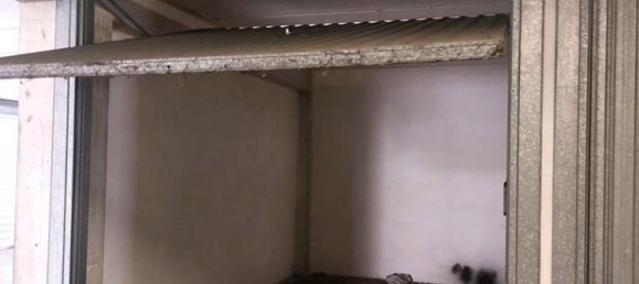 14m² Garage in Rome, Italy No. 369871 3